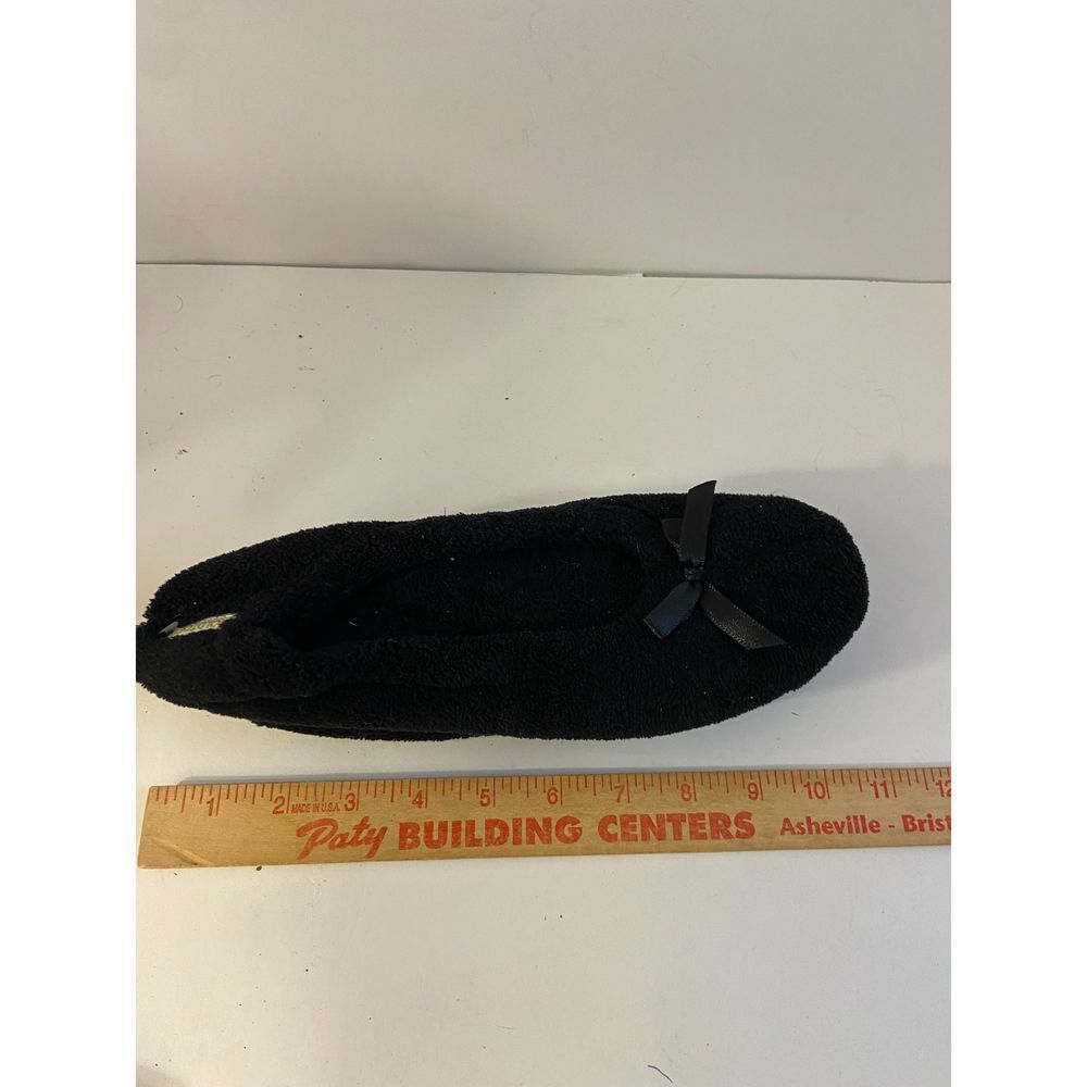 Goldtoe slippers new medium size 8